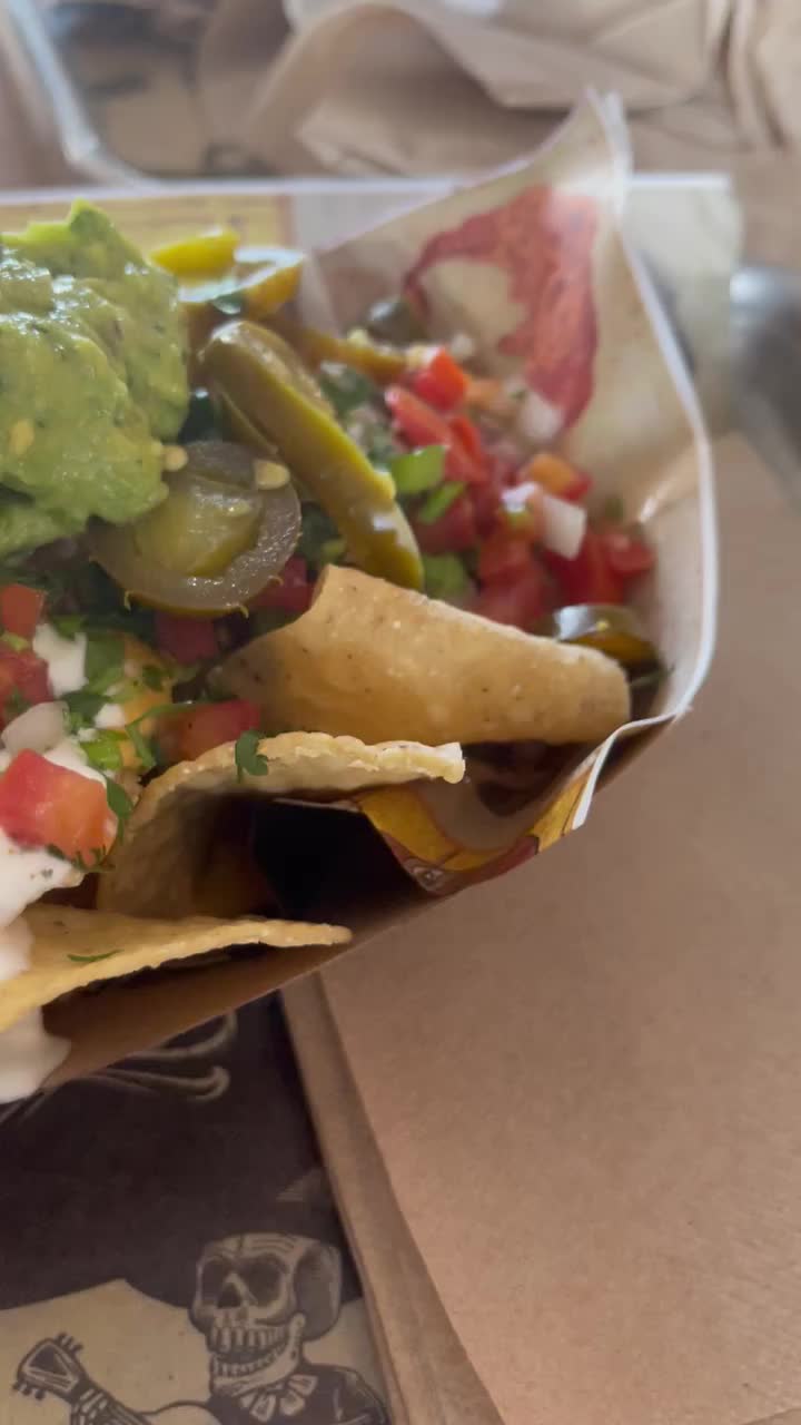 Video review of George Lopez's Chingon Kitchen