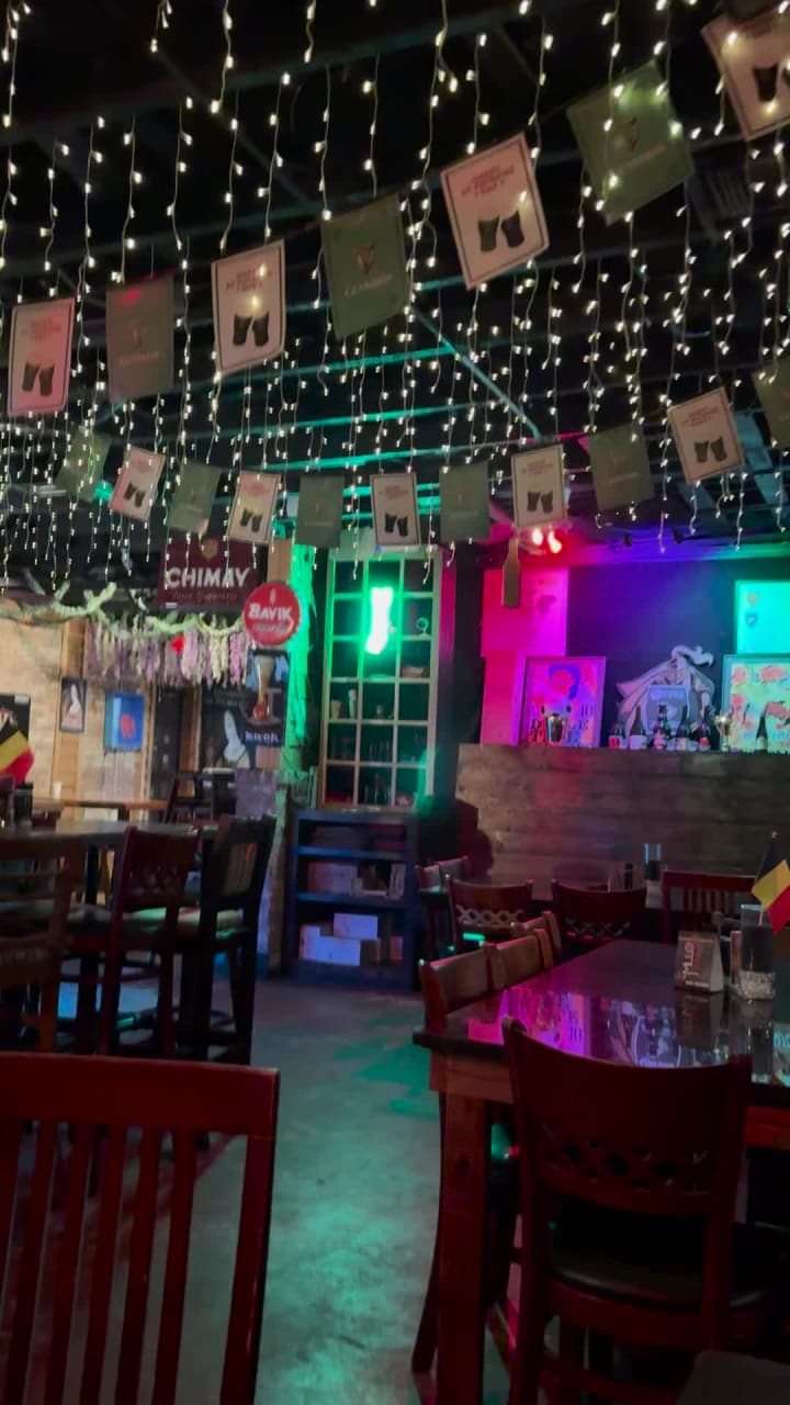 Video review of Buster's Bistro