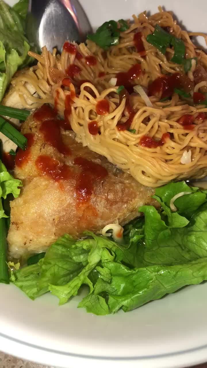 Video review of Mi A Dong