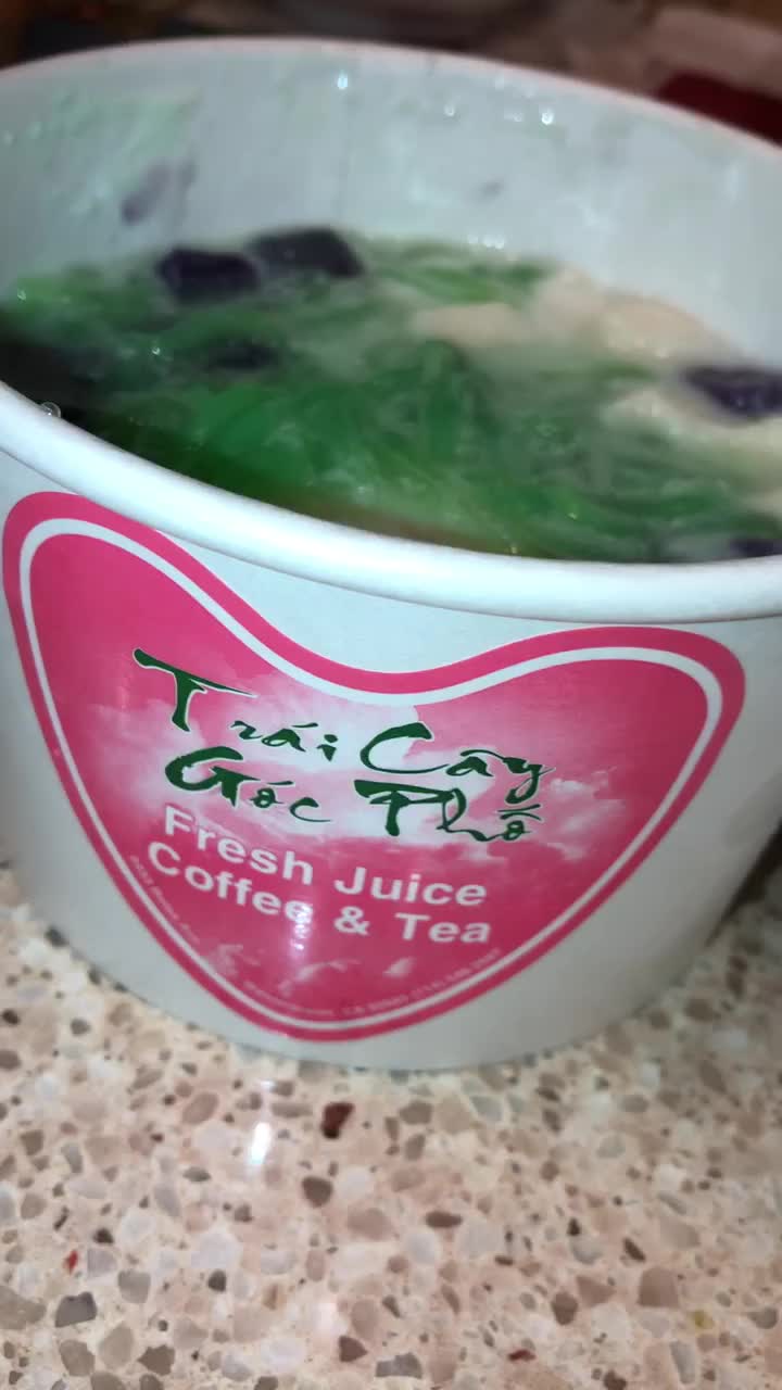 Video review of Trái Cây Góc Phố