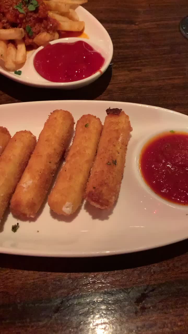 Video review of ZAZA Italian Gastrobar & Pizzeria