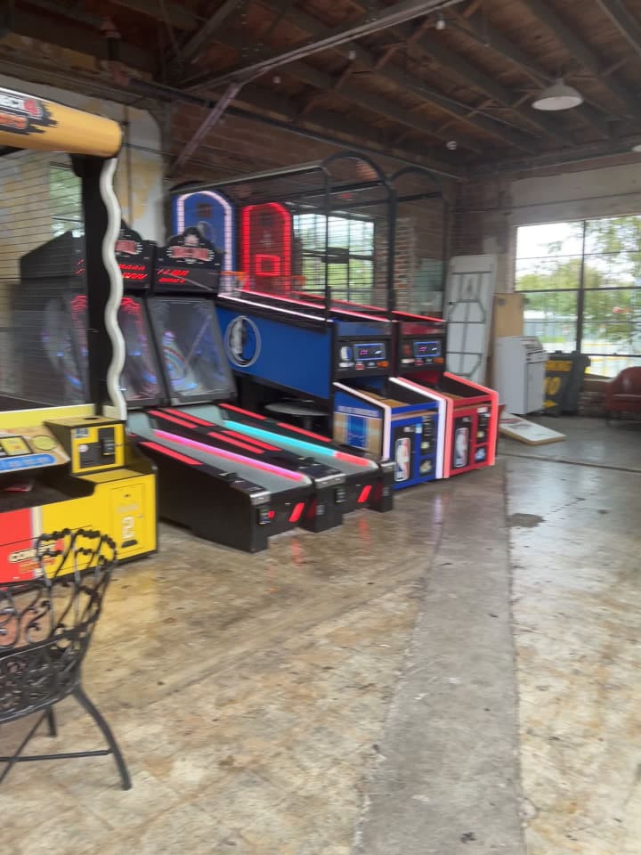 Video review of Pitch 25 Beer Park