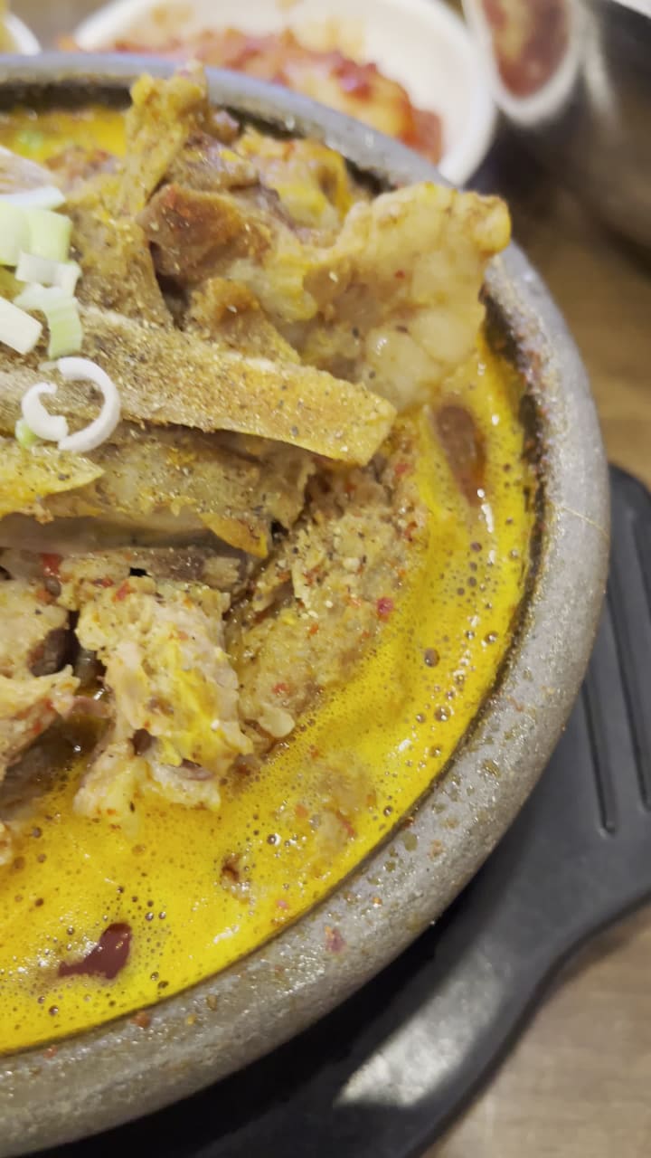 Video review of Owl of Minerva