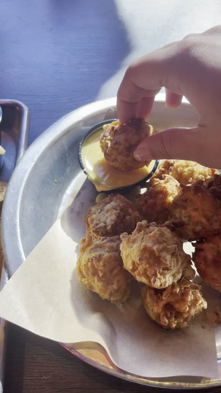 Video review of Ole Red