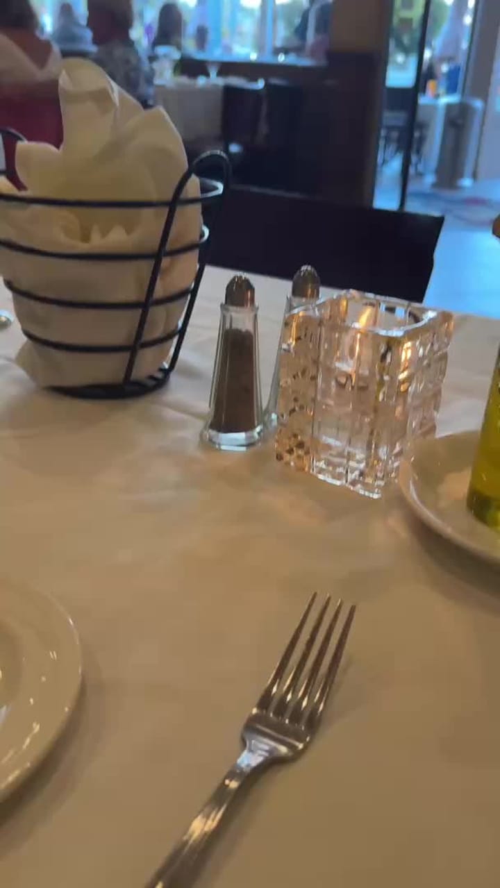 Riccio's Steak & Seafood