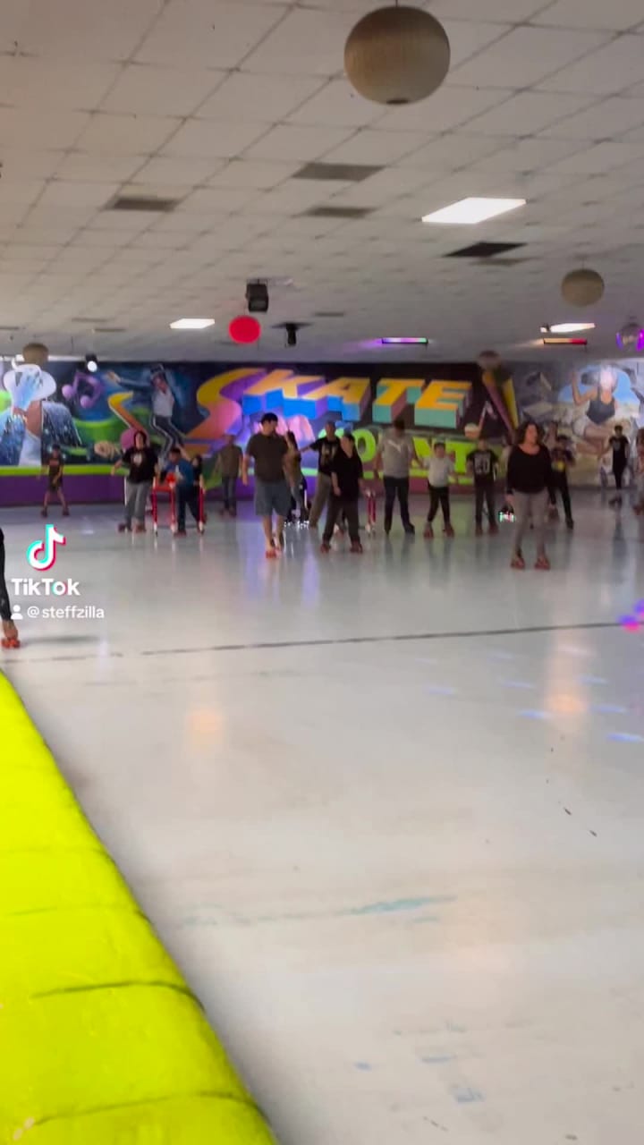 Video review of Skate Country